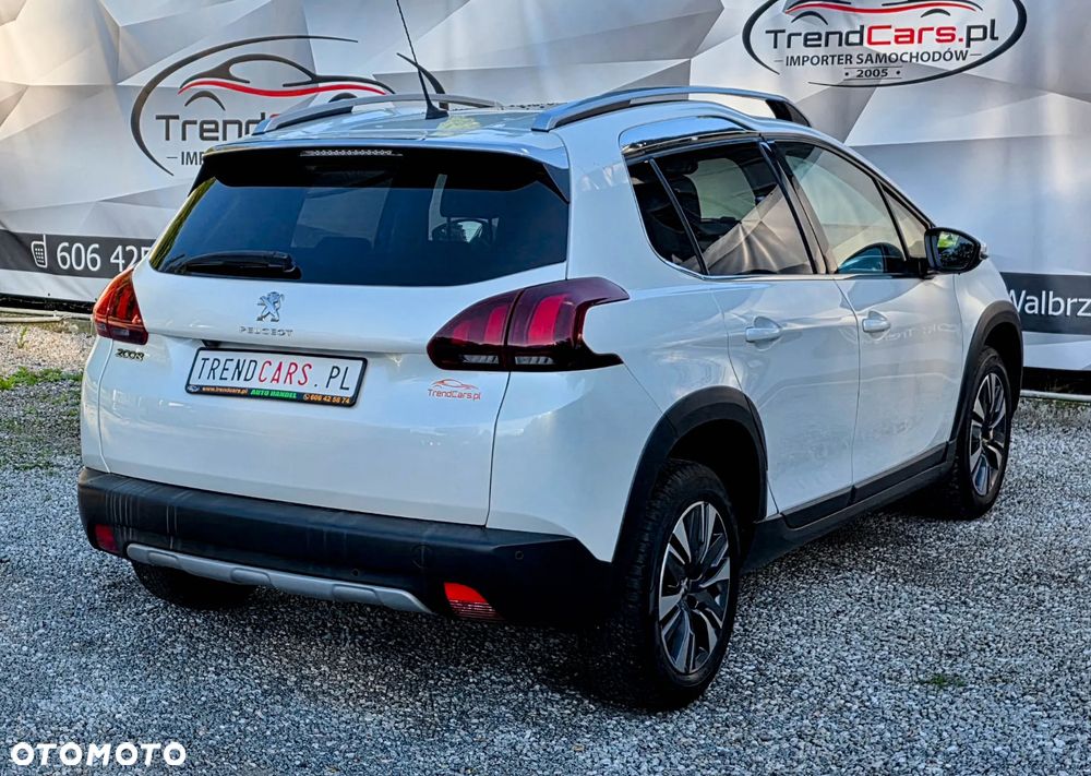 Peugeot 2008 - 6