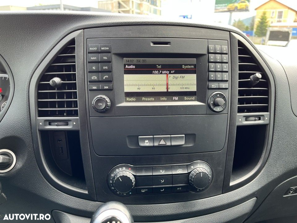Mercedes-Benz Vito - 15