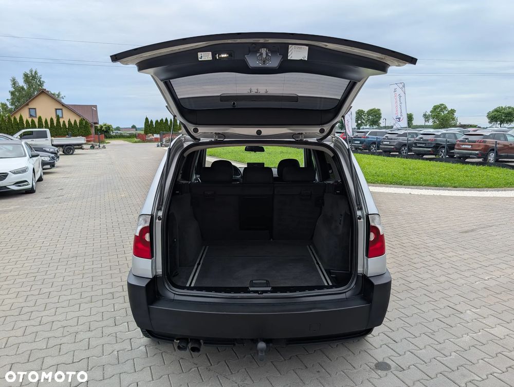 BMW X3 xDrive25i Edition Exclusive - 40
