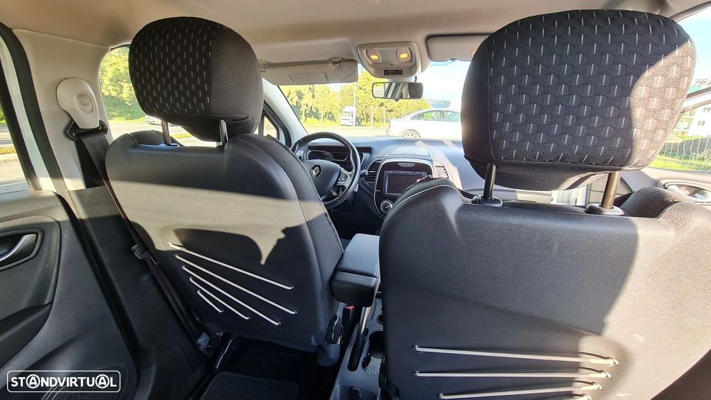 Renault Captur 0.9 TCE Exclusive - 17