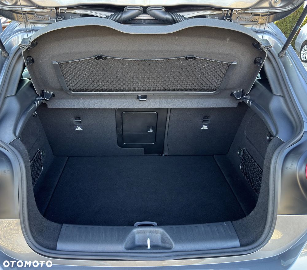 Mercedes-Benz Klasa A 250 4Matic 7G-DCT AMG Line - 13