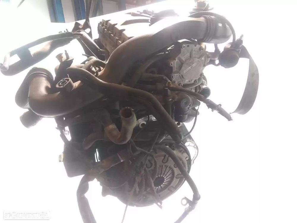 MOTOR COMPLETO AUDI A4 AVANT 2001 -AWX - 7