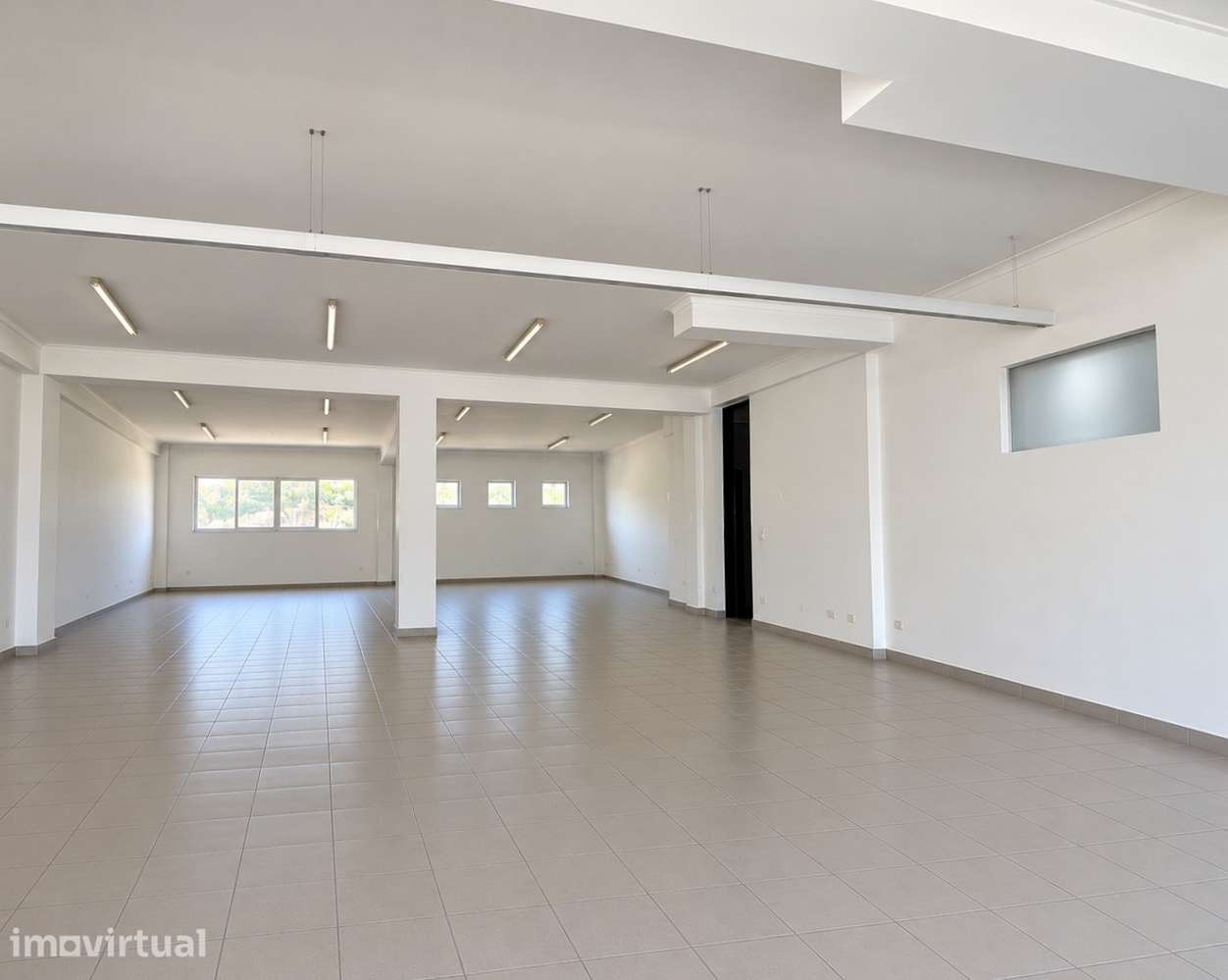 Loja  Arrendamento em Abraveses,Viseu - Grande imagem: 2/5