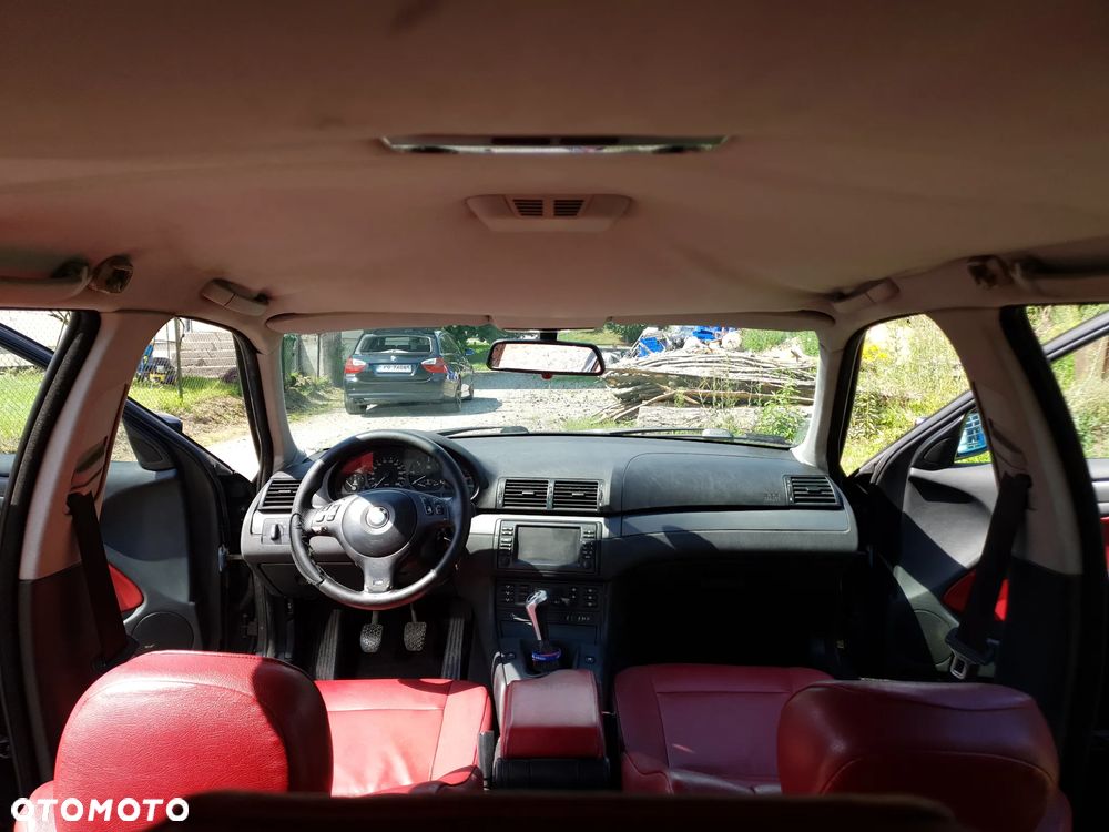 BMW Seria 3 320d Touring - 10