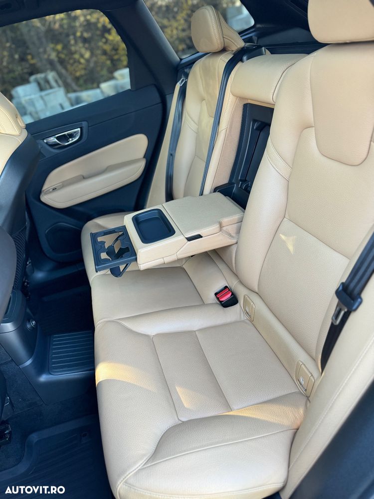 Volvo XC 60 Recharge T8 Twin Engine eAWD Inscription - 14