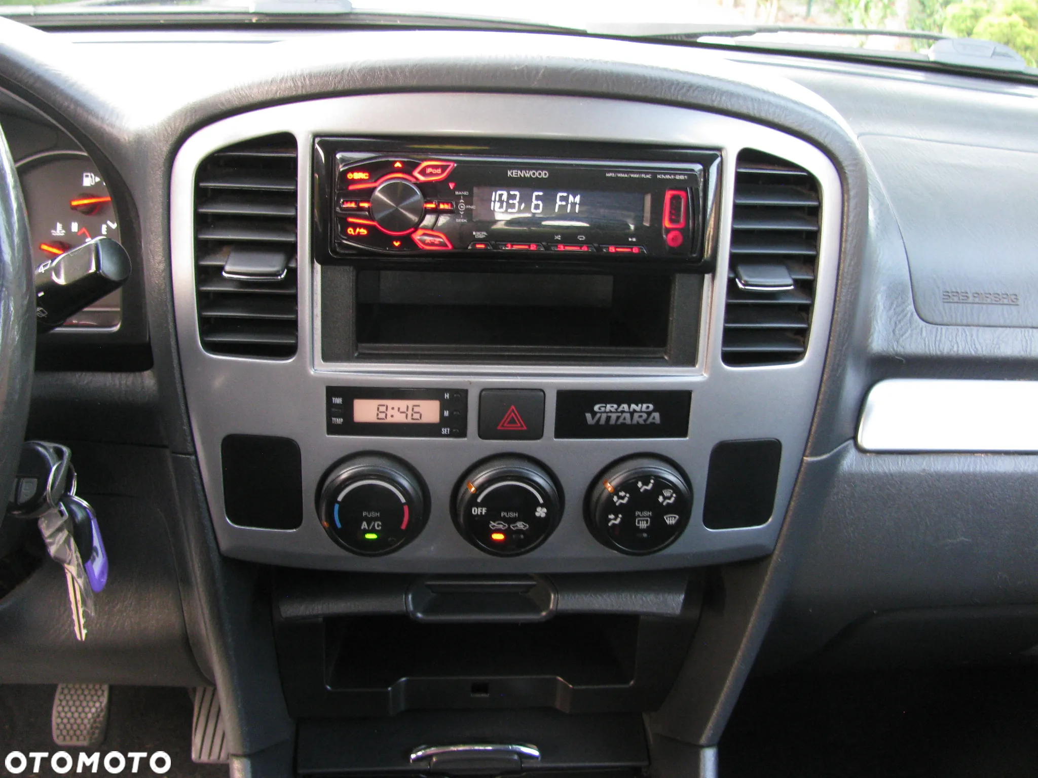 Suzuki Grand Vitara 1.6 Club - 20