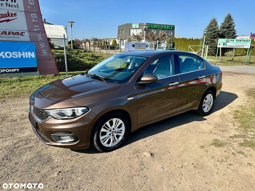 Fiat Tipo - 12