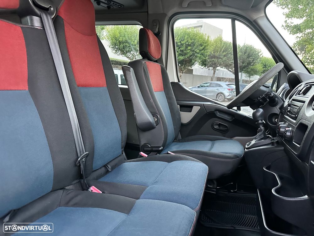Renault Master 17 Lugares - 41