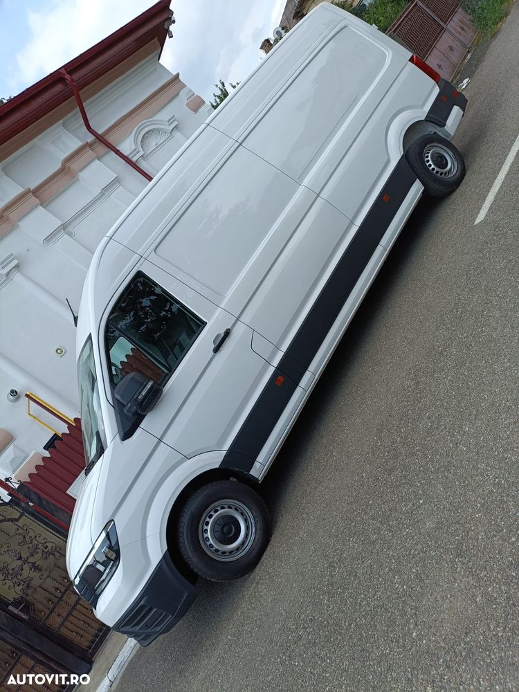 Volkswagen Crafter - 2