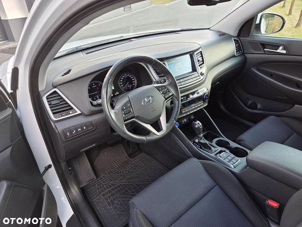 Hyundai Tucson 2.0 CRDI 4WD Automatik Premium - 9