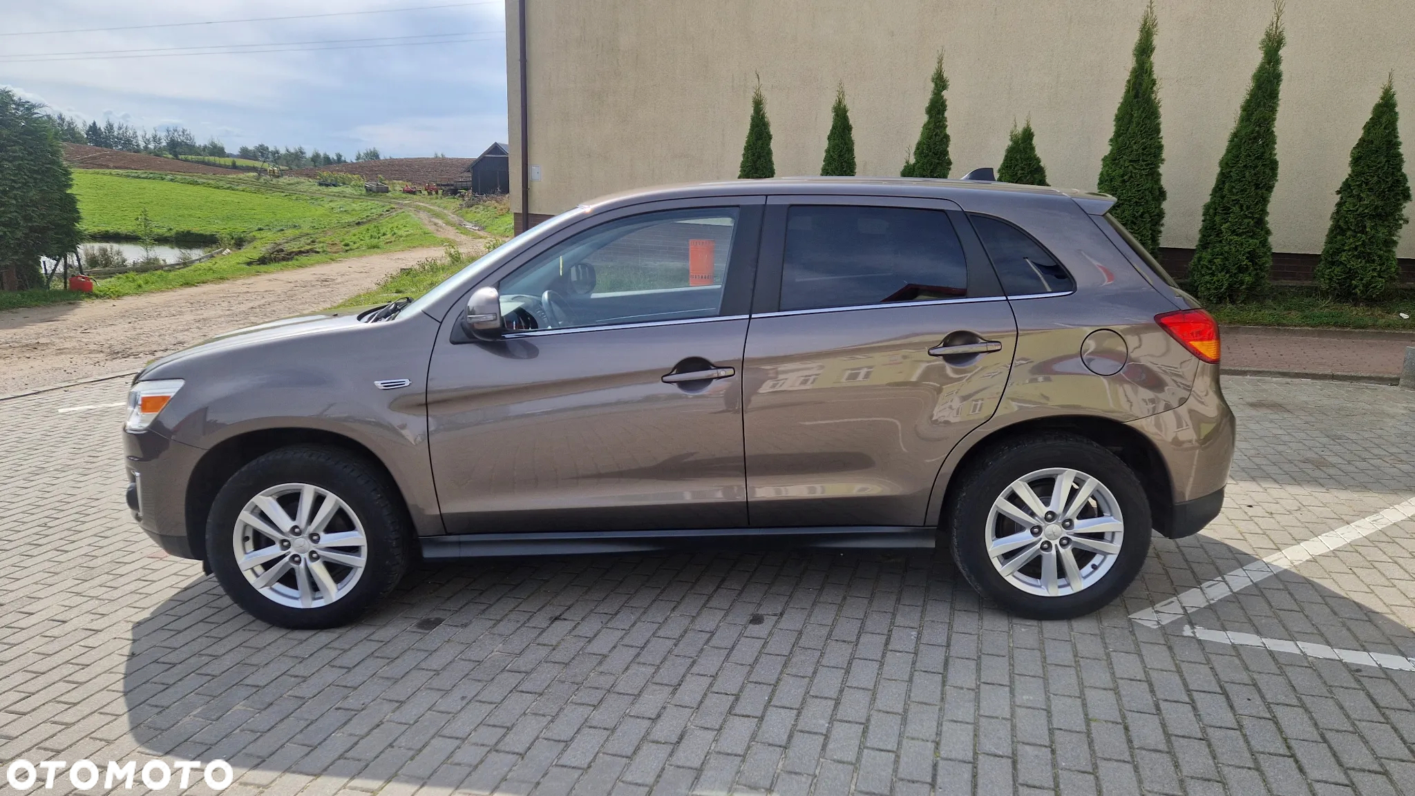 Mitsubishi ASX - 9