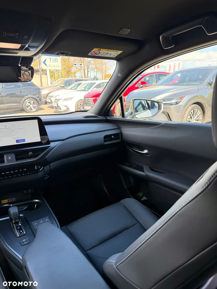 Lexus UX 300h Prestige - 9