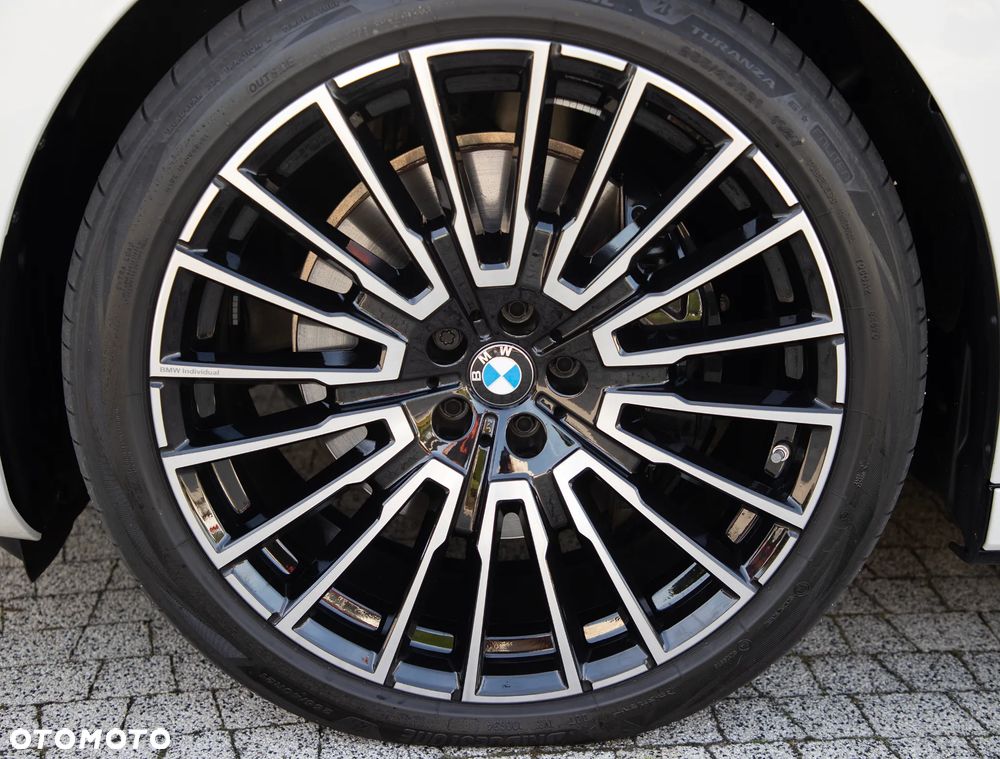 BMW Seria 7 - 10