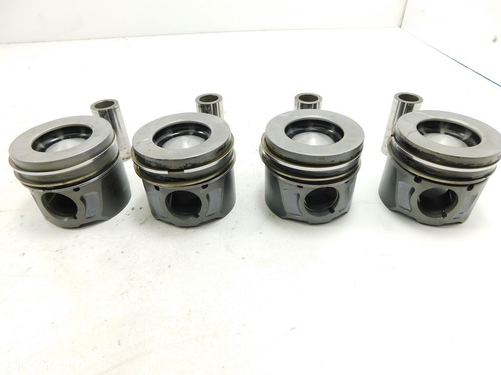 4x Tłok tłoki 2.0 HDI TDCI EURO5 Ford Peugeot Citroen C5 III C4 II 508 5008 - 2