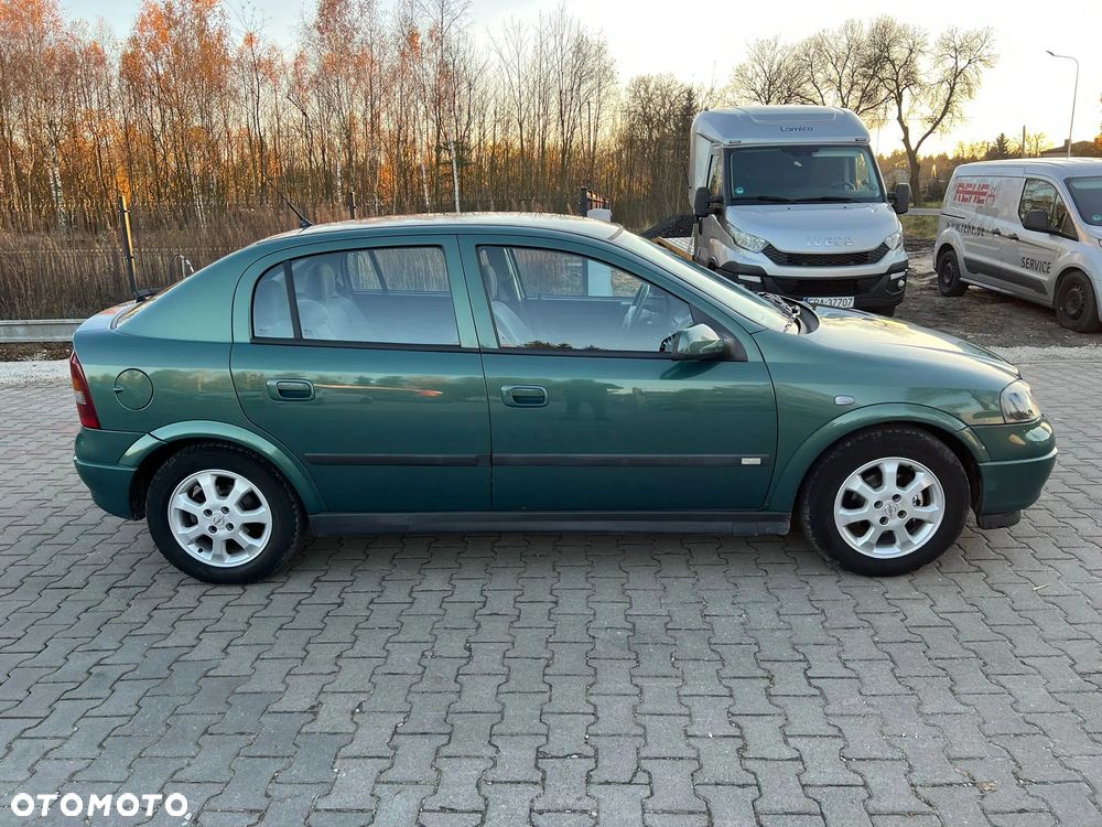Opel Astra - 12