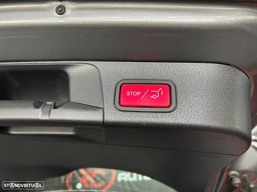 Mercedes-Benz GLB 180 d Progressive - 16