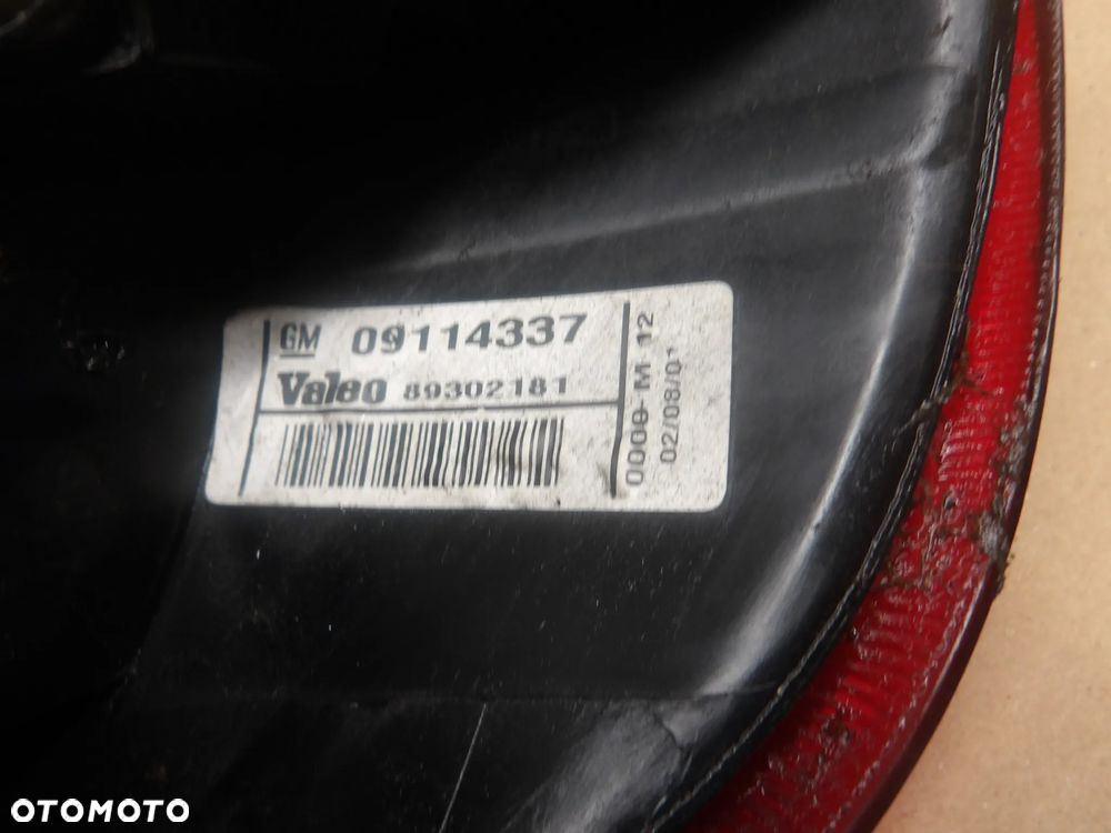 OPEL CORSA C 00-03 1.2B LAMPA PRAWA LEWA TYŁ 09114336 09114337 - 5