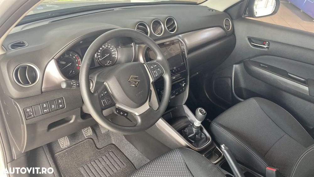 Suzuki Vitara 1.4 Boosterjet 6MT MHEV Cool - 8