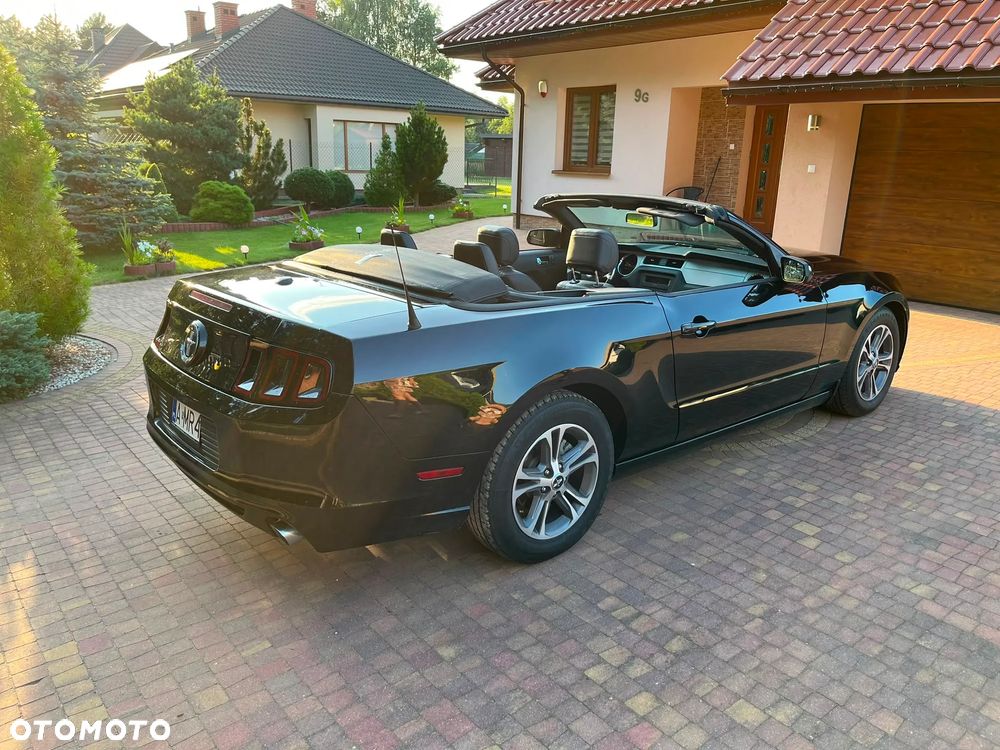 Ford Mustang 3.7 V6 Premium - 5