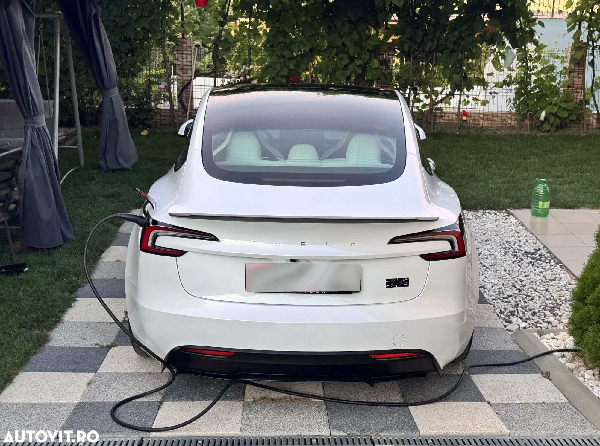 Tesla Model 3 Performance - 3