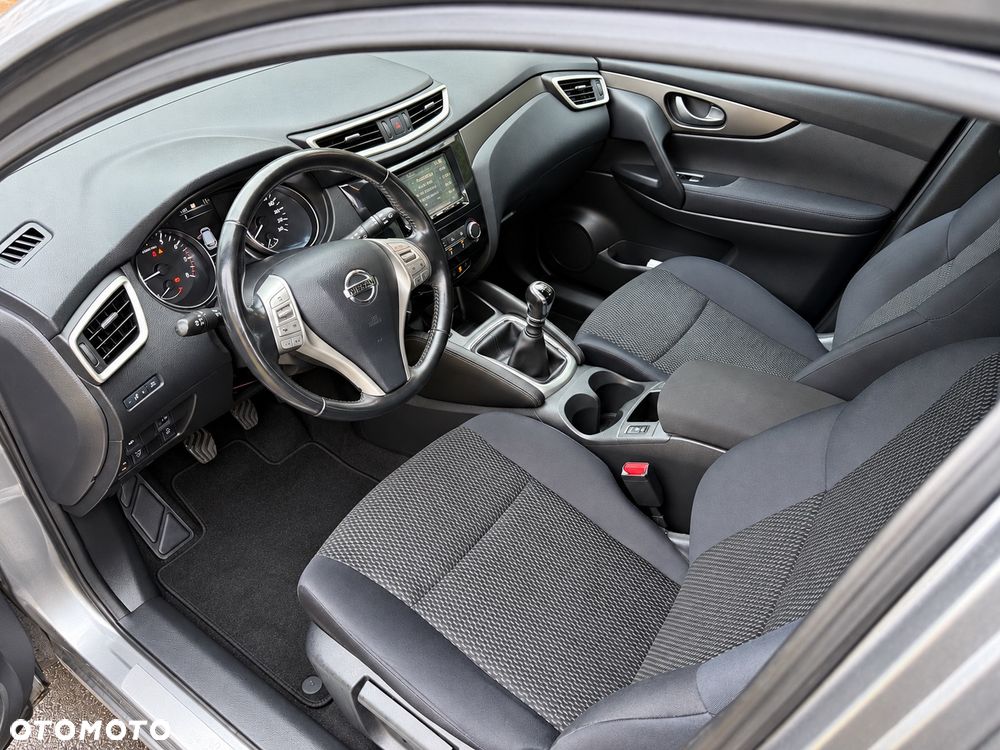 Nissan Qashqai 1.2 DIG-T Visia EU6 - 18
