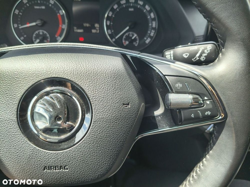 Skoda Octavia - 8