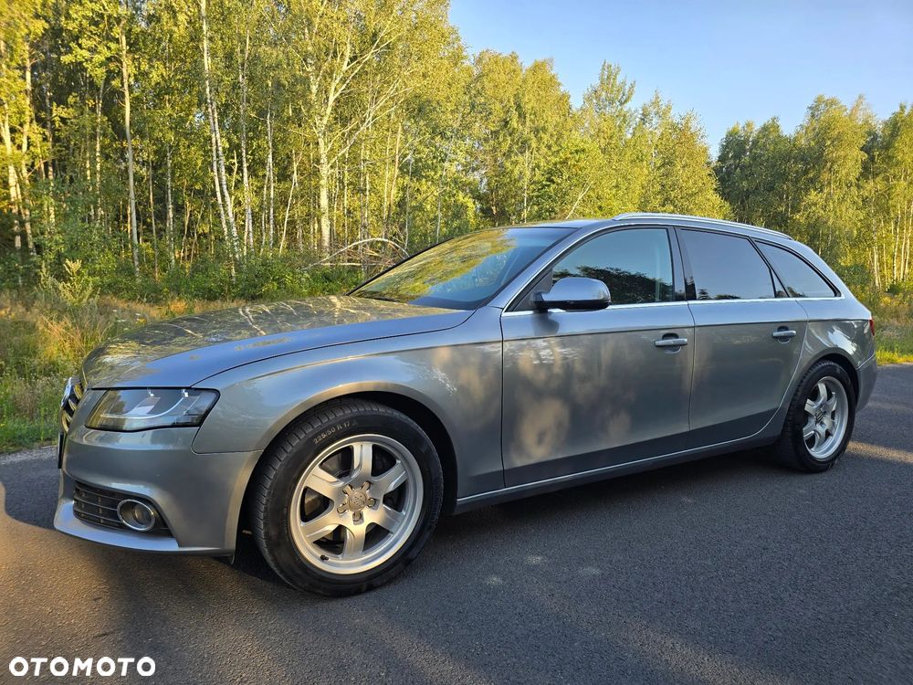 Audi A4 Avant - 10