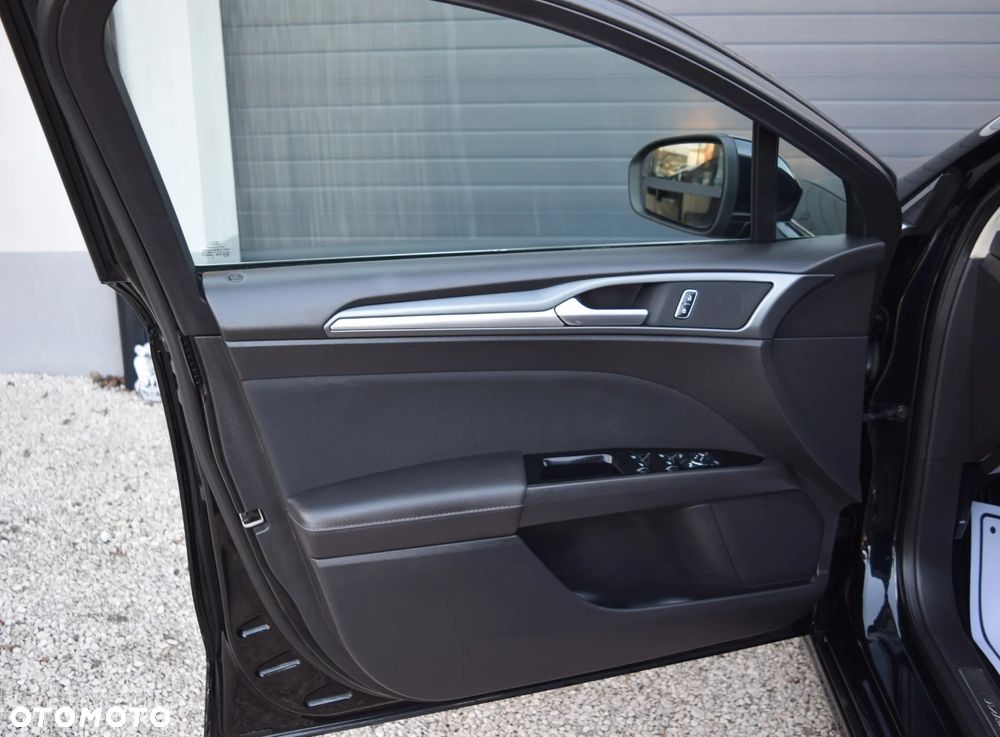 Ford Mondeo SW 2.0 TDCi Titanium - 18