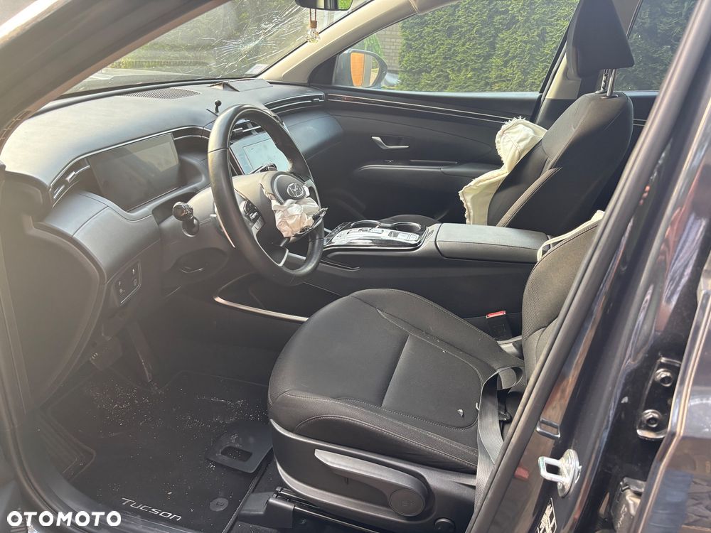 Hyundai Tucson 1.6 T-GDi HEV 2WD Select - 16