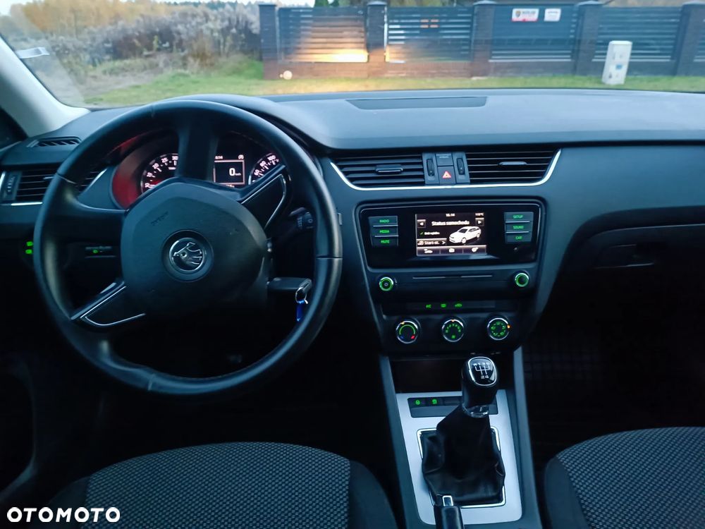 Skoda Octavia 1.6 TDI Edition - 9