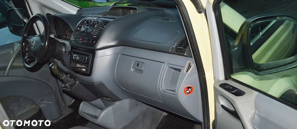 Mercedes-Benz Vito - 32