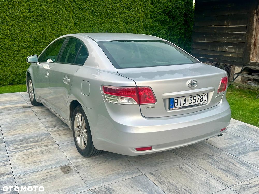 Toyota Avensis 2.0 D-4D Platinium - 4