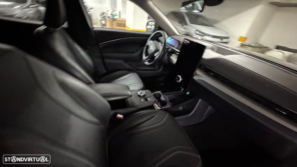 Ford Mustang Mach-E 98.7 kWh Premium - 16