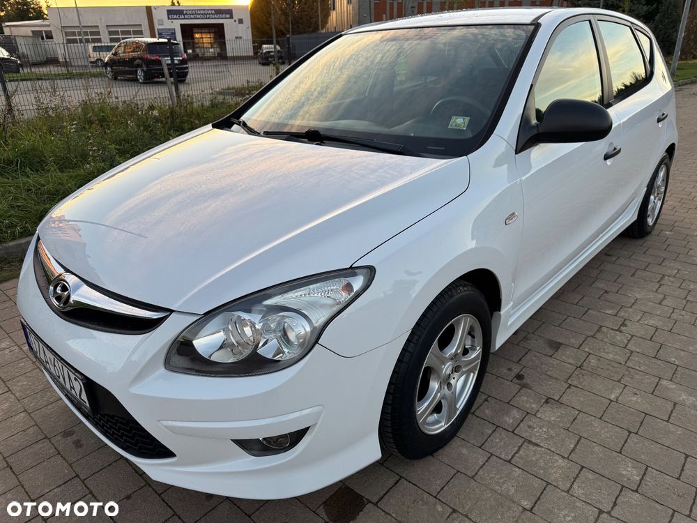 Hyundai i30 1.4 Comfort World Cup - 21