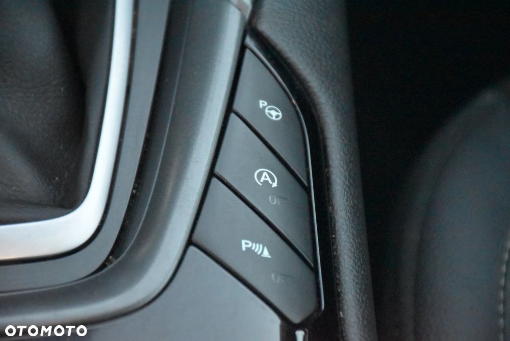 Ford Mondeo 2.0 TDCi Bi-Turbo Titanium PowerShift - 27