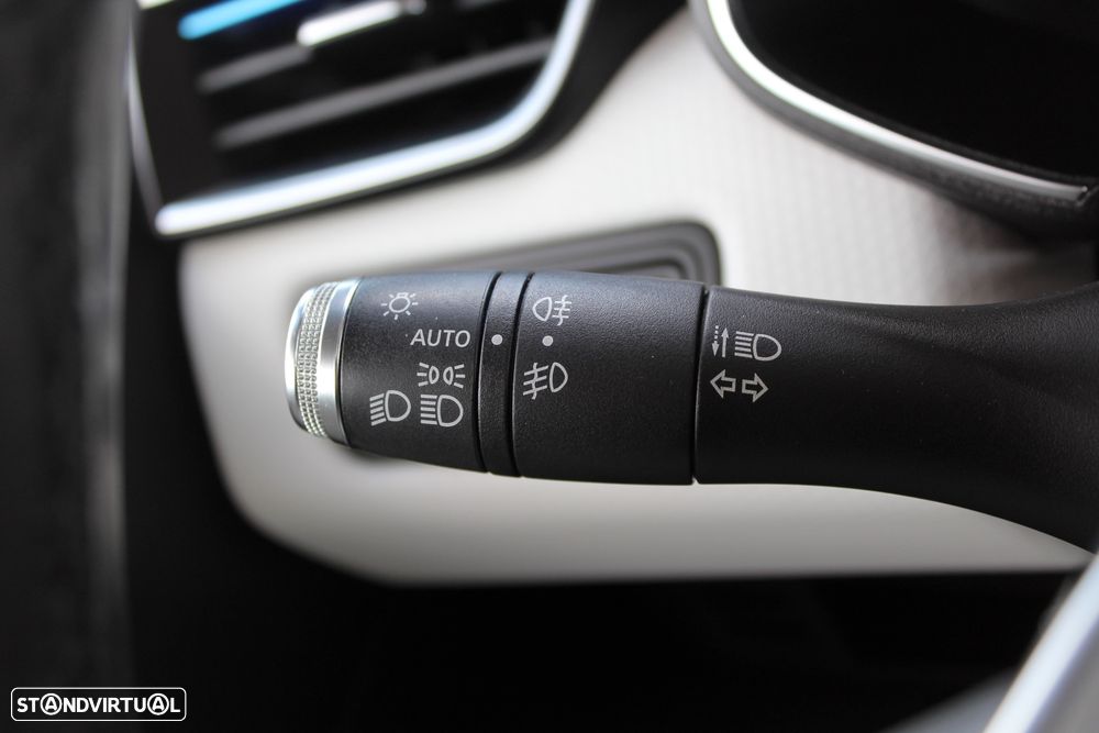 Renault Clio 1.6 E-Tech Intens - 20