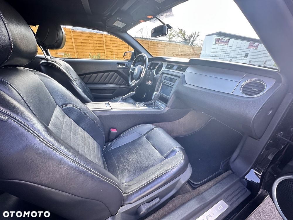 Ford Mustang 3.7 V6 - 16