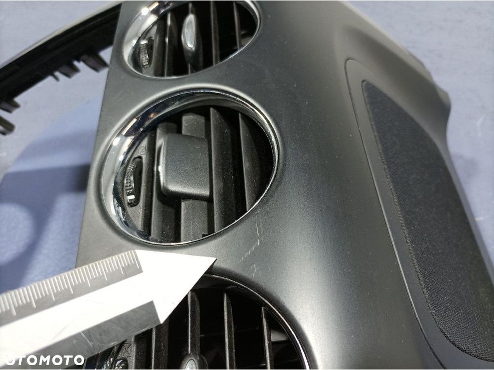 MAZDA CX-7 LIFT KRATKI NAWIEWU ŚRODKOWE RAMKA RADIA 17G701 - 7