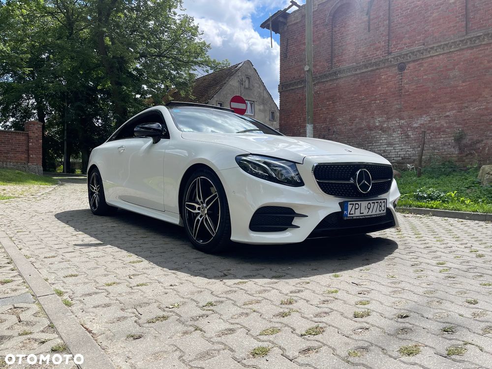 Mercedes-Benz Klasa E 300 Coupe 9G-TRONIC - 6