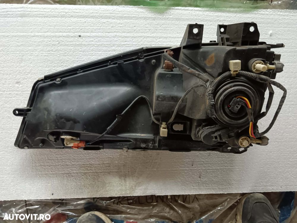 FAR STANGA/ DREAPTA NISSAN CABSTAR 2007-2013 - 3