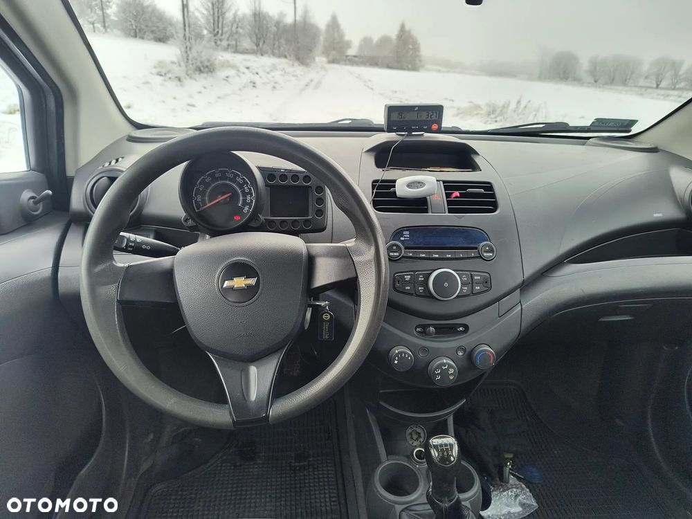 Chevrolet Spark 1.0 Base - 21