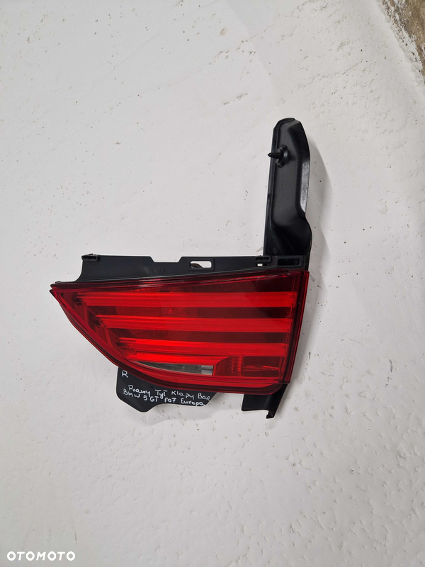 Tylna Tył Prawa Lampa w Klapę Bagażnika LED BMW 5 GT F07 Europa