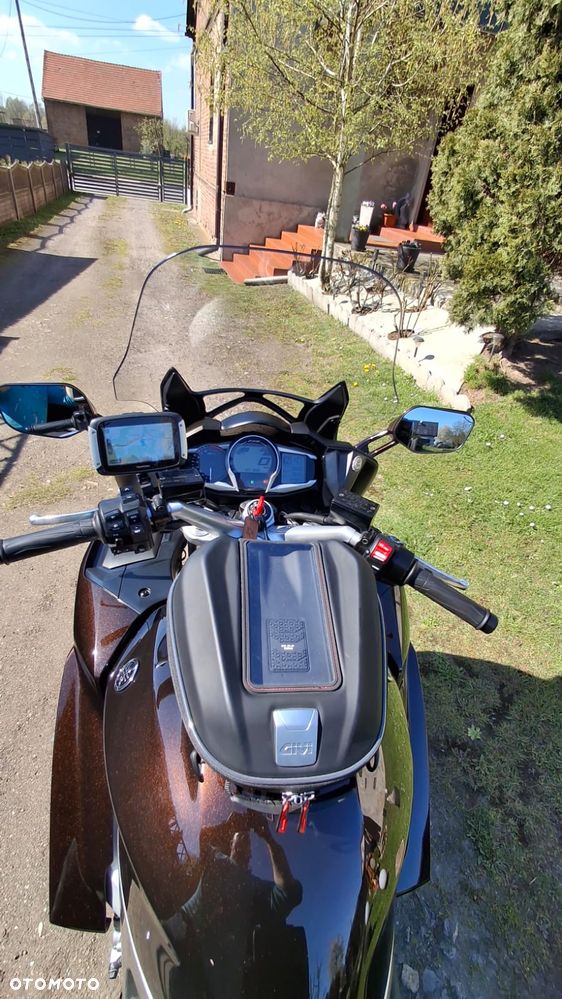 Yamaha FJR - 9