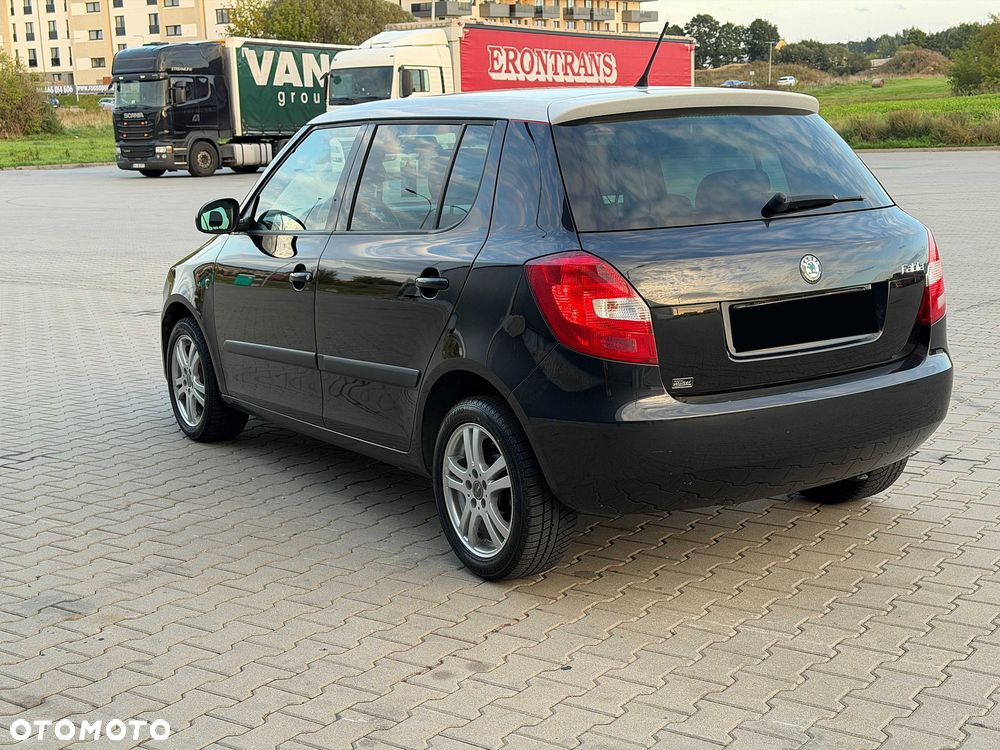 Skoda Fabia - 4