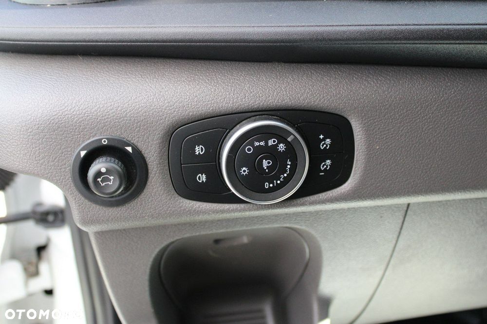 Ford Transit - 15