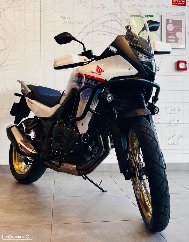 Honda Transalp 750 - 1