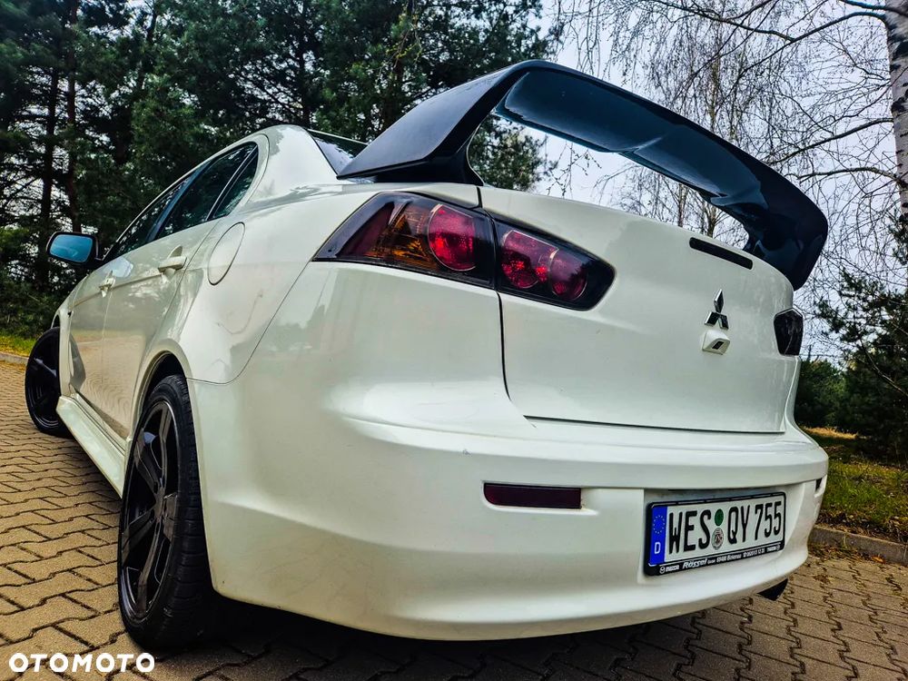 Mitsubishi Lancer 1.6 Intense - 14