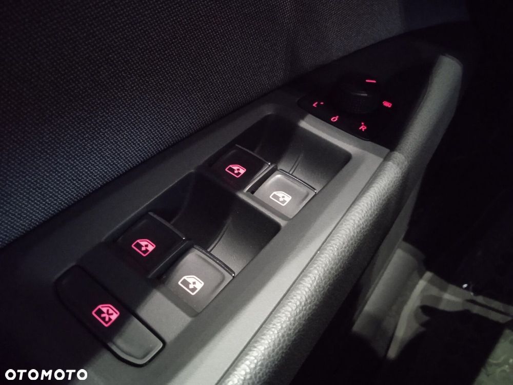 Seat Leon 1.4 TSI Xcellence S&S - 27