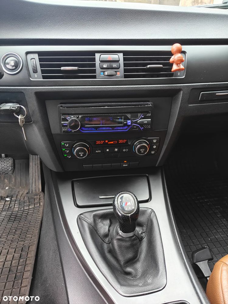 BMW Seria 3 320d - 14