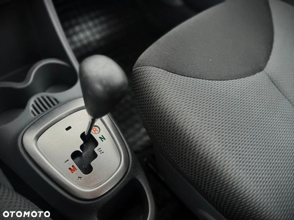 Toyota Aygo 1.0 VVT-i Luna A/C MM - 17